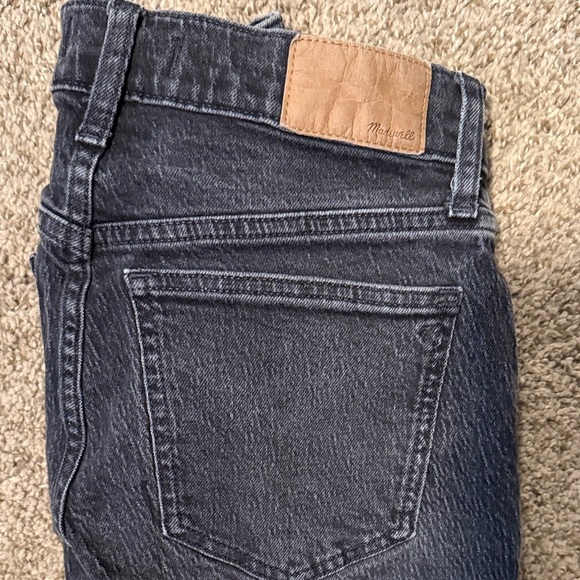 Madewell Women's Dark Gray Straight Leg Jeans - Picture 8 of 9